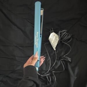 BaBylissPRO Nano Titanium Flat Iron